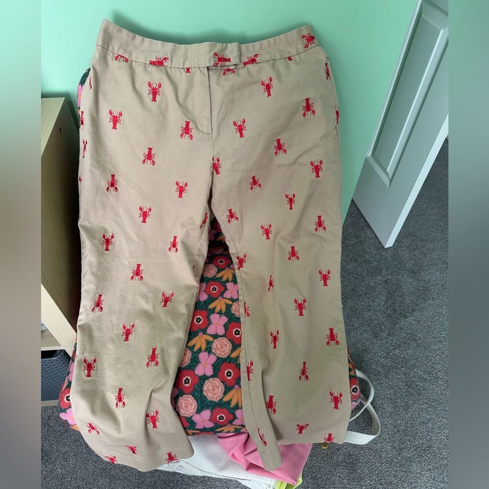 Lilly Pulitzer Beige Pants with Red Lobster Print